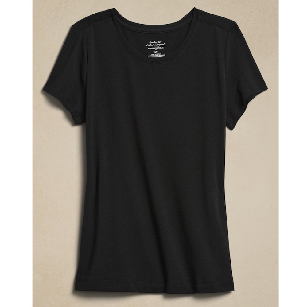 Banana Republic Factory Timeless Crewneck T-Shirt (Size S)